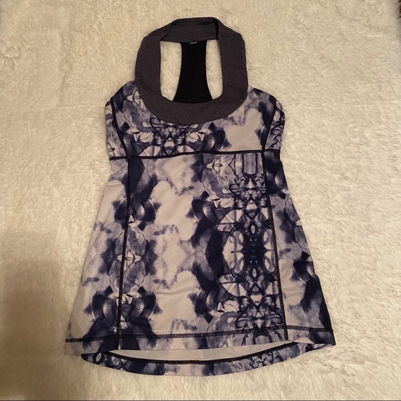 lululemon athletica Tops - Lululemon Workout Scoop Neck Tank Top Size 4